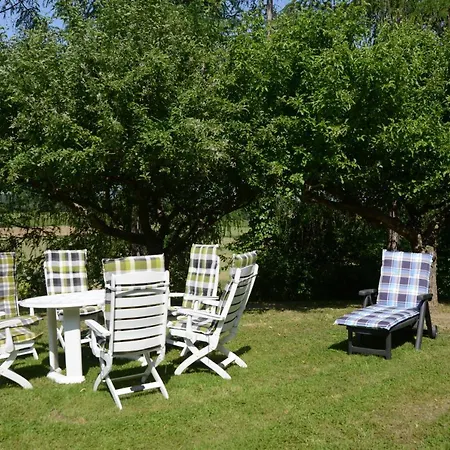 Eule Guest house *