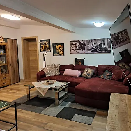 Eule Guest house *