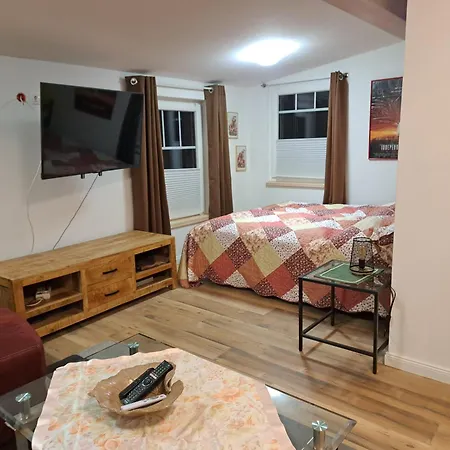 Eule Guest house *