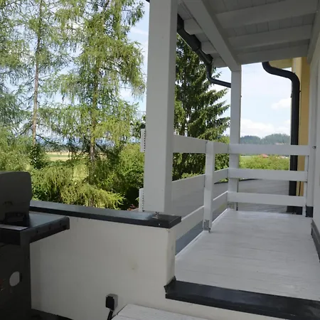 Eule Guest house *