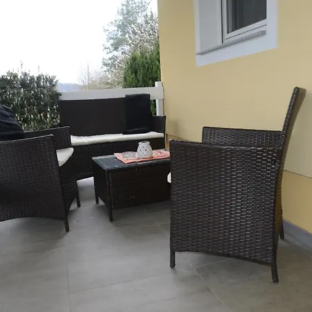 Eule Guest house *